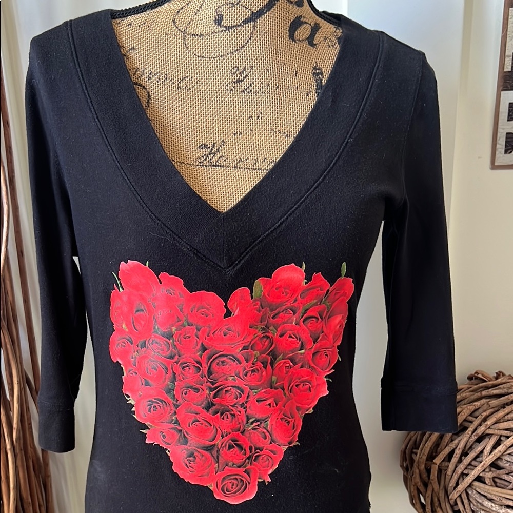 Norma Kamali Black Tee with Red Rose Heart - Picture 2 of 7